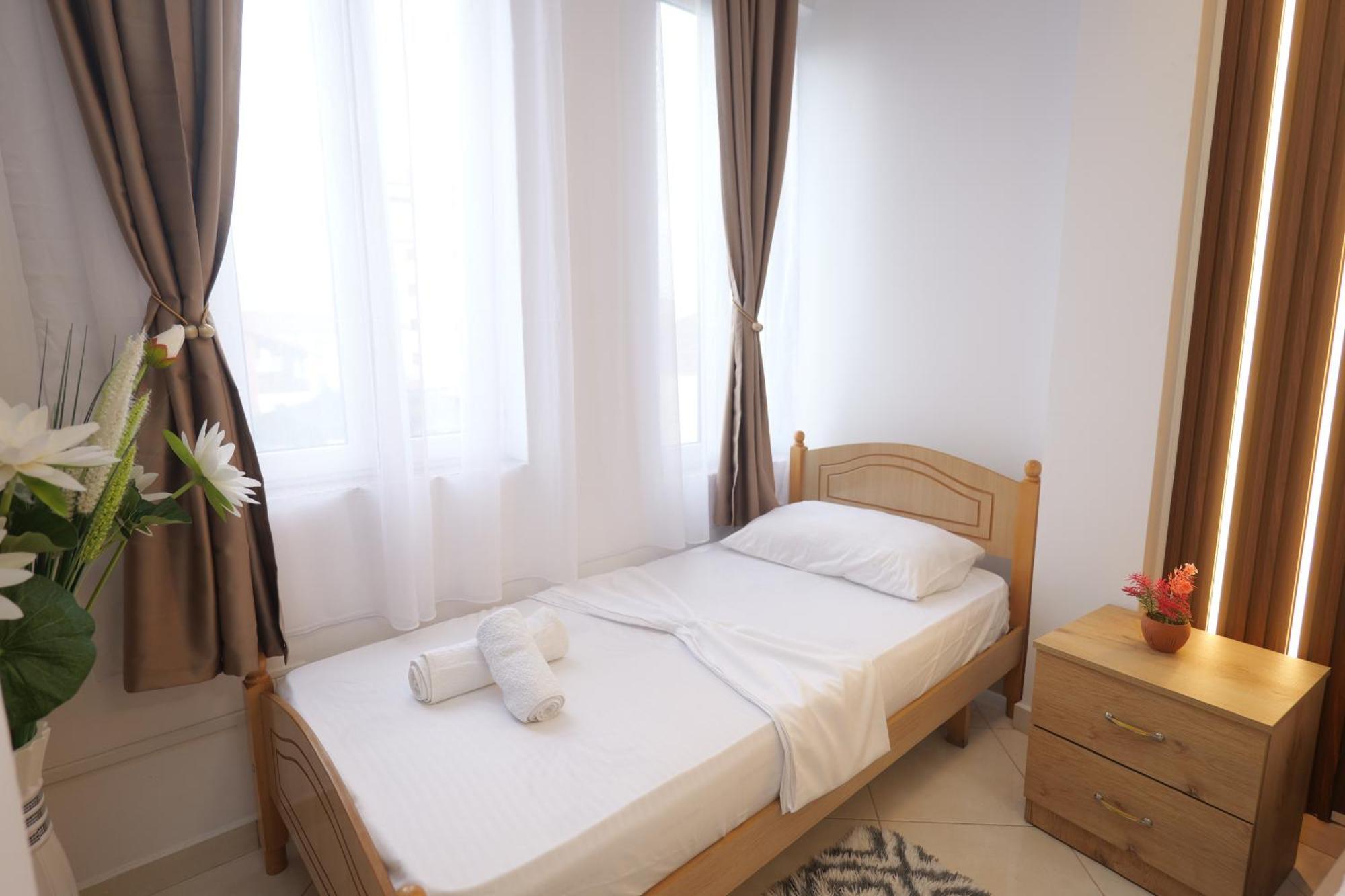 Golden Sleep Hostel Szkodra Zewnętrze zdjęcie