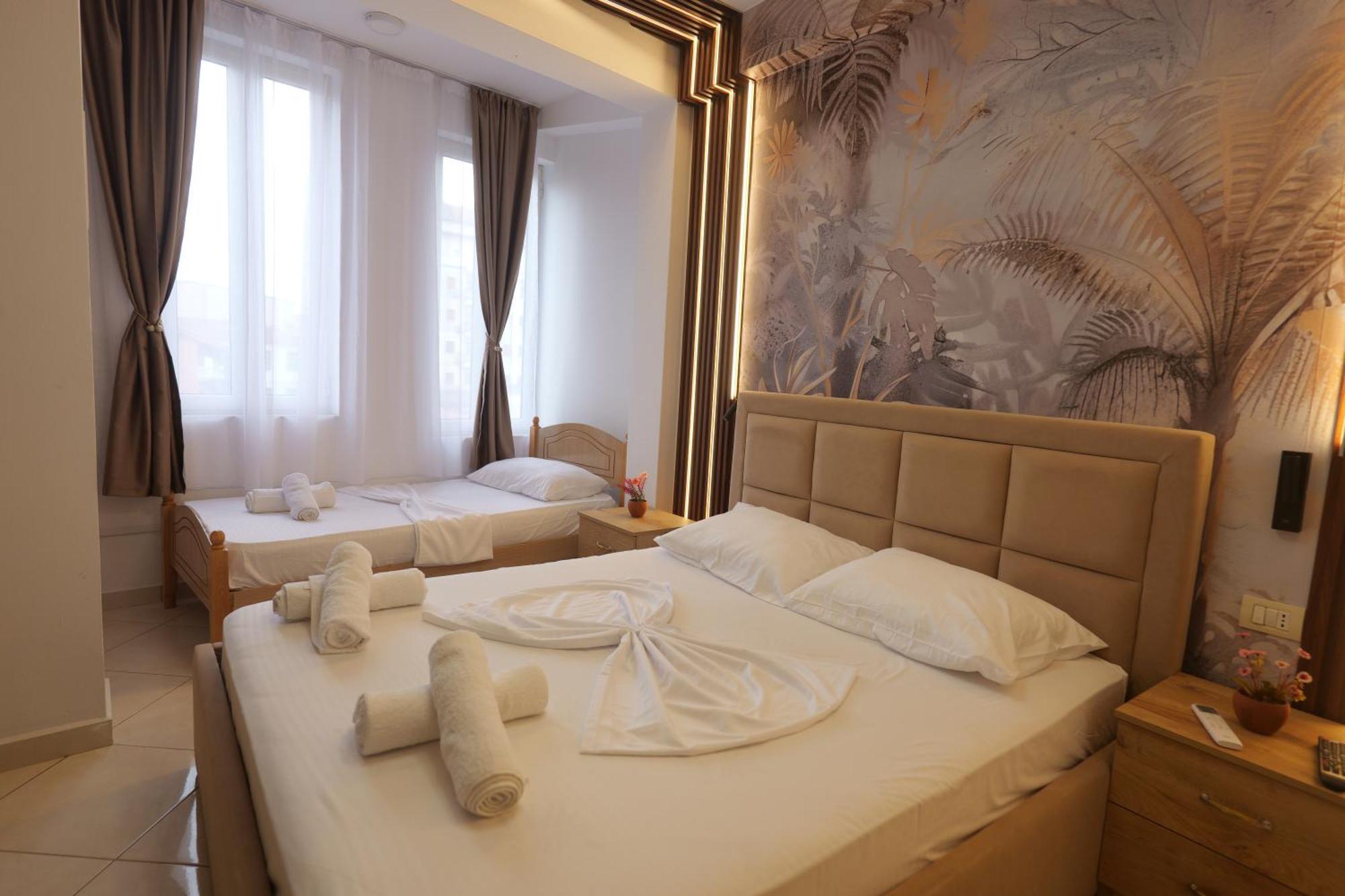 Golden Sleep Hostel Szkodra Zewnętrze zdjęcie